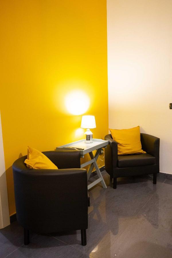 Il Giardinetto A Colori By Dimorra Apartment เนเปิลส์ ภายนอก รูปภาพ